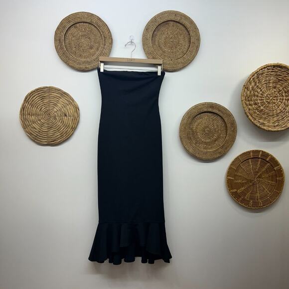 Revolve Superdown Black Strapless Stretch Bodycon Izzy Ruffle Midi Dress Small - Picture 2 of 9